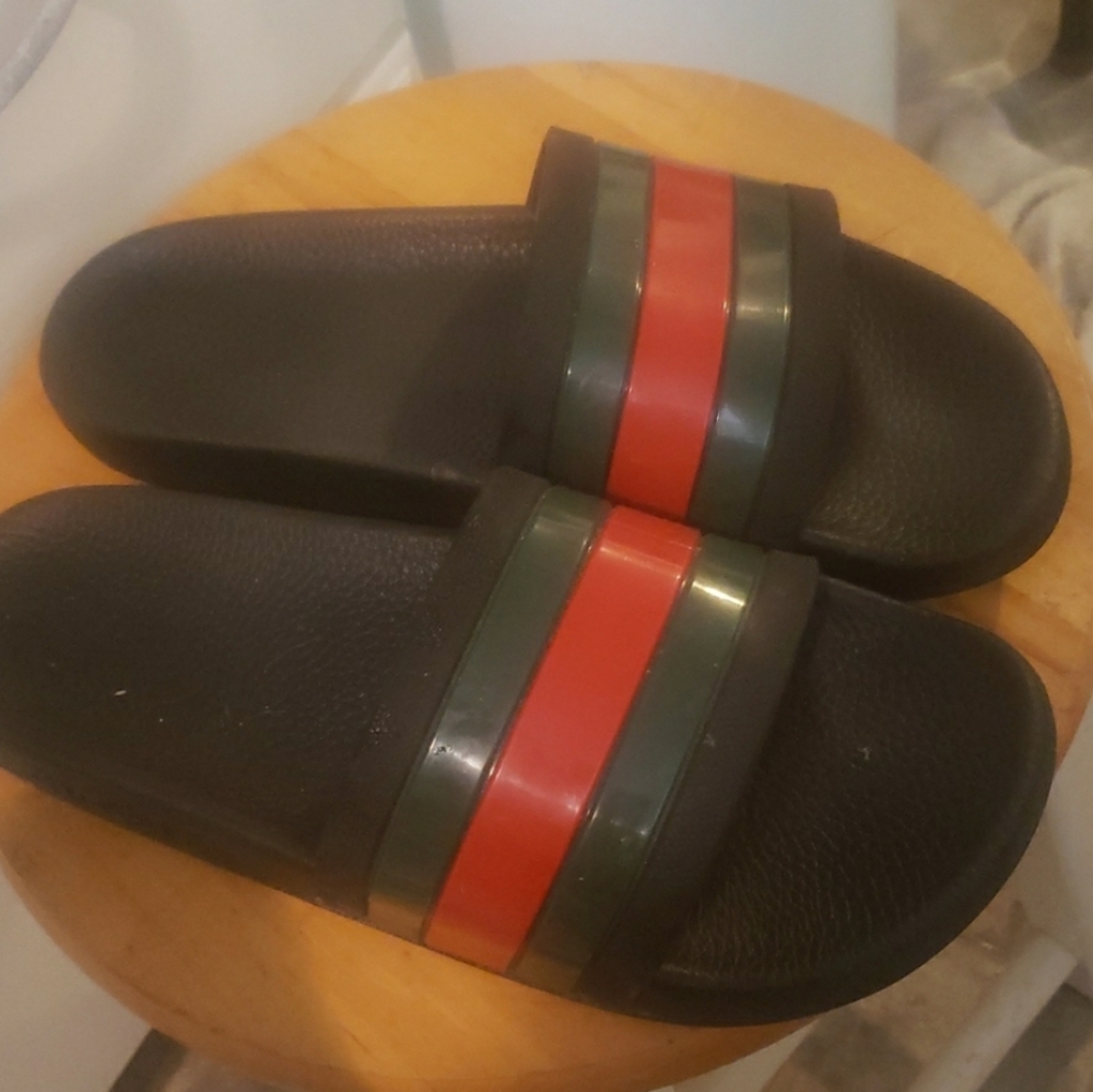 Gucci slides
